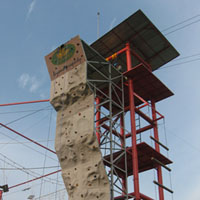Wahana Wall Climbing